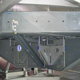 Side view of the mirror cart for transfering of the Primary Mirror to the telescope cavity area of aircraft