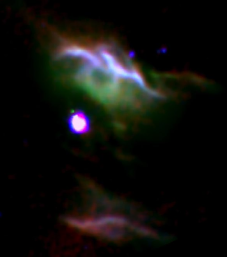 Image of NGC 7023 from SOFIA and Spitzer shows different populations of PAH molecules